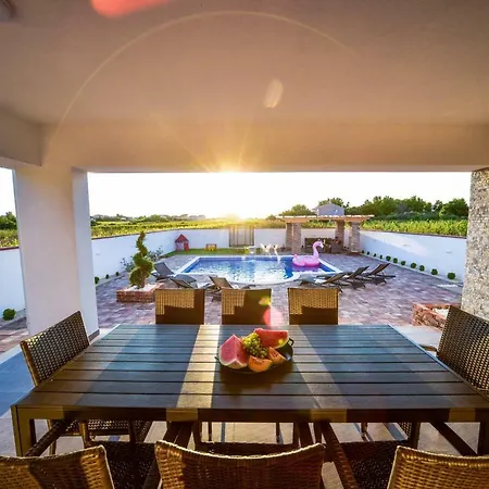 Villa Mery